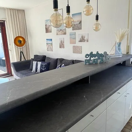 Ankerplatz - Gemütliches Mit Garten Und Terrasse Für Große Familie Ferienhaus Grömitz